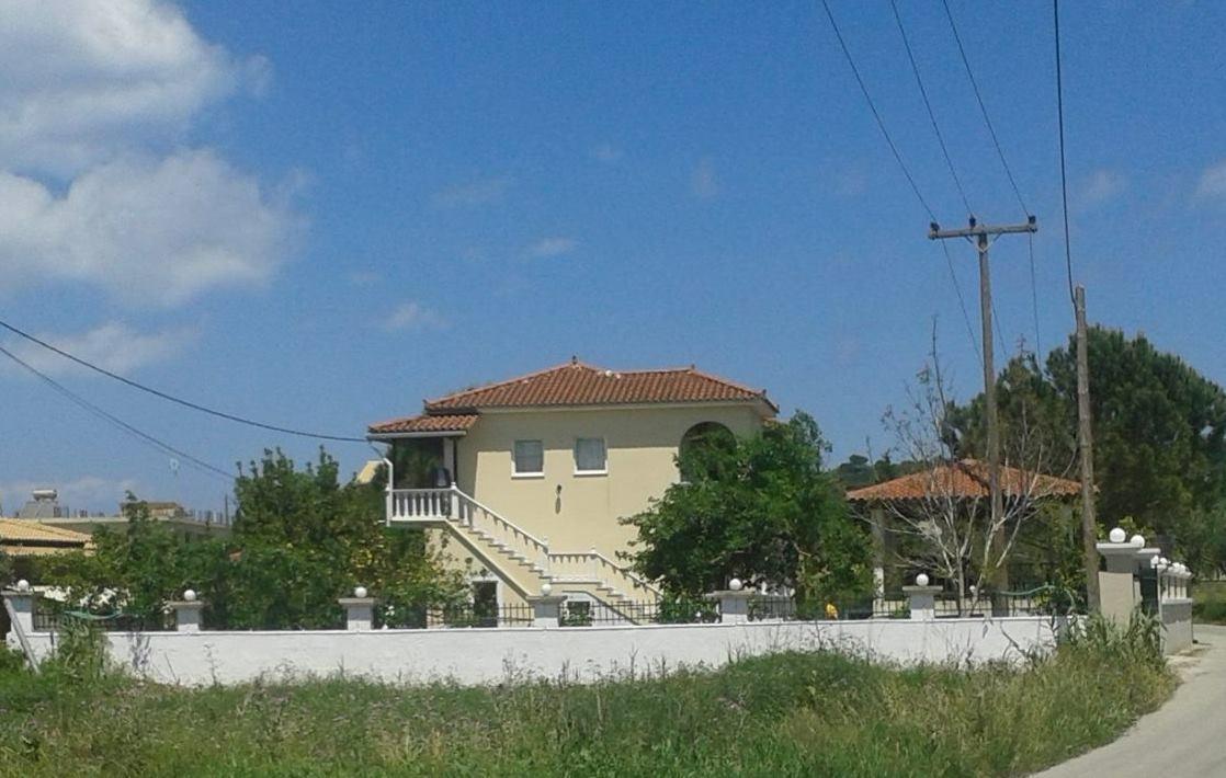 Rallou Rooms & Apartments Gaitani Bagian luar foto